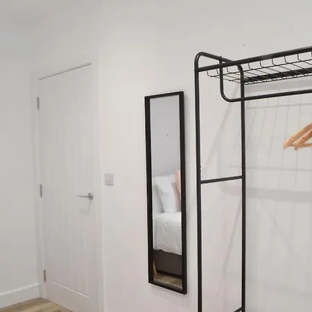 New Flat Near Luton Airport Free Parking Apartment Exterior photo
